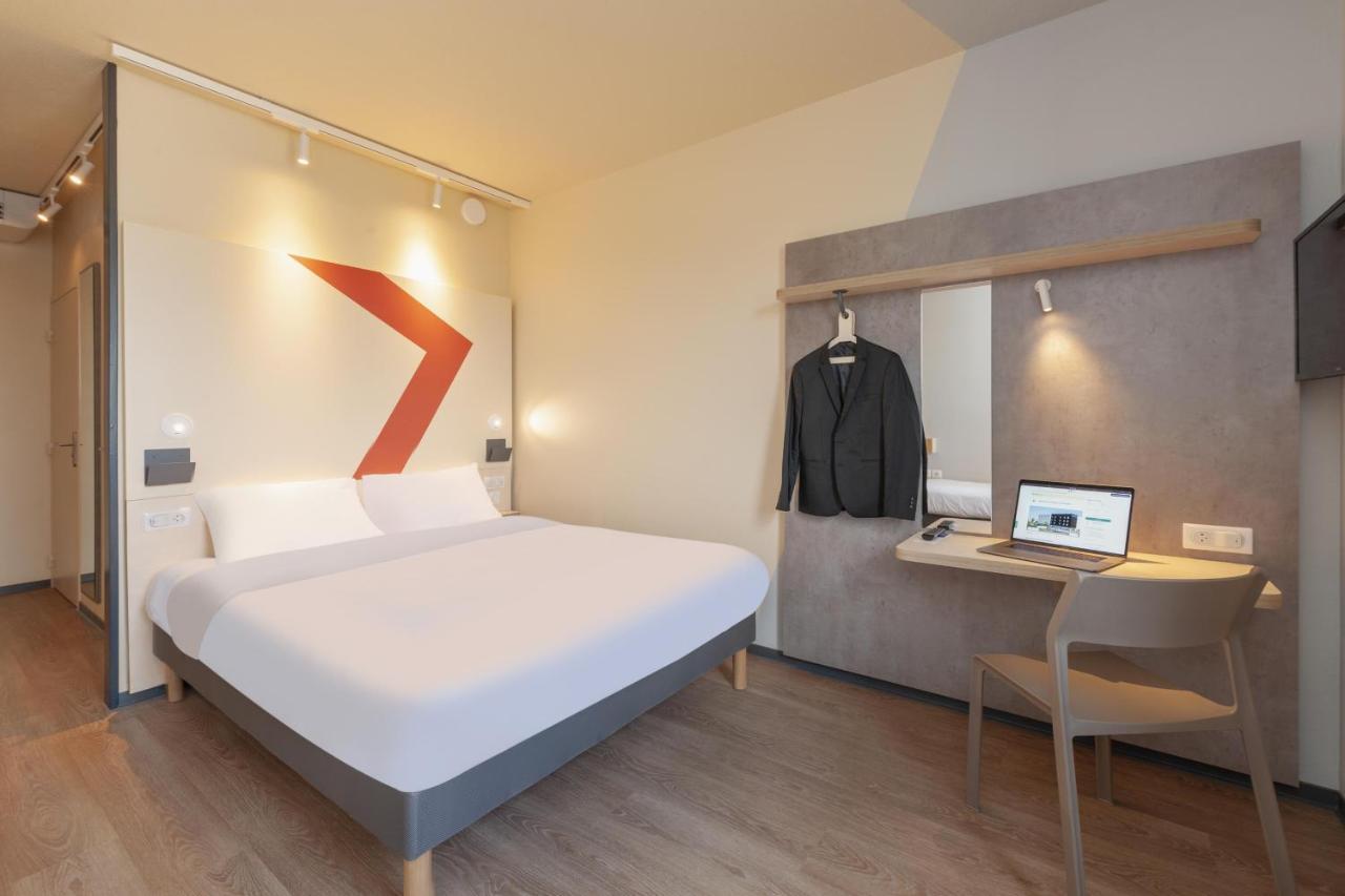 Ibis Budget Mont De Marsan Exterior foto
